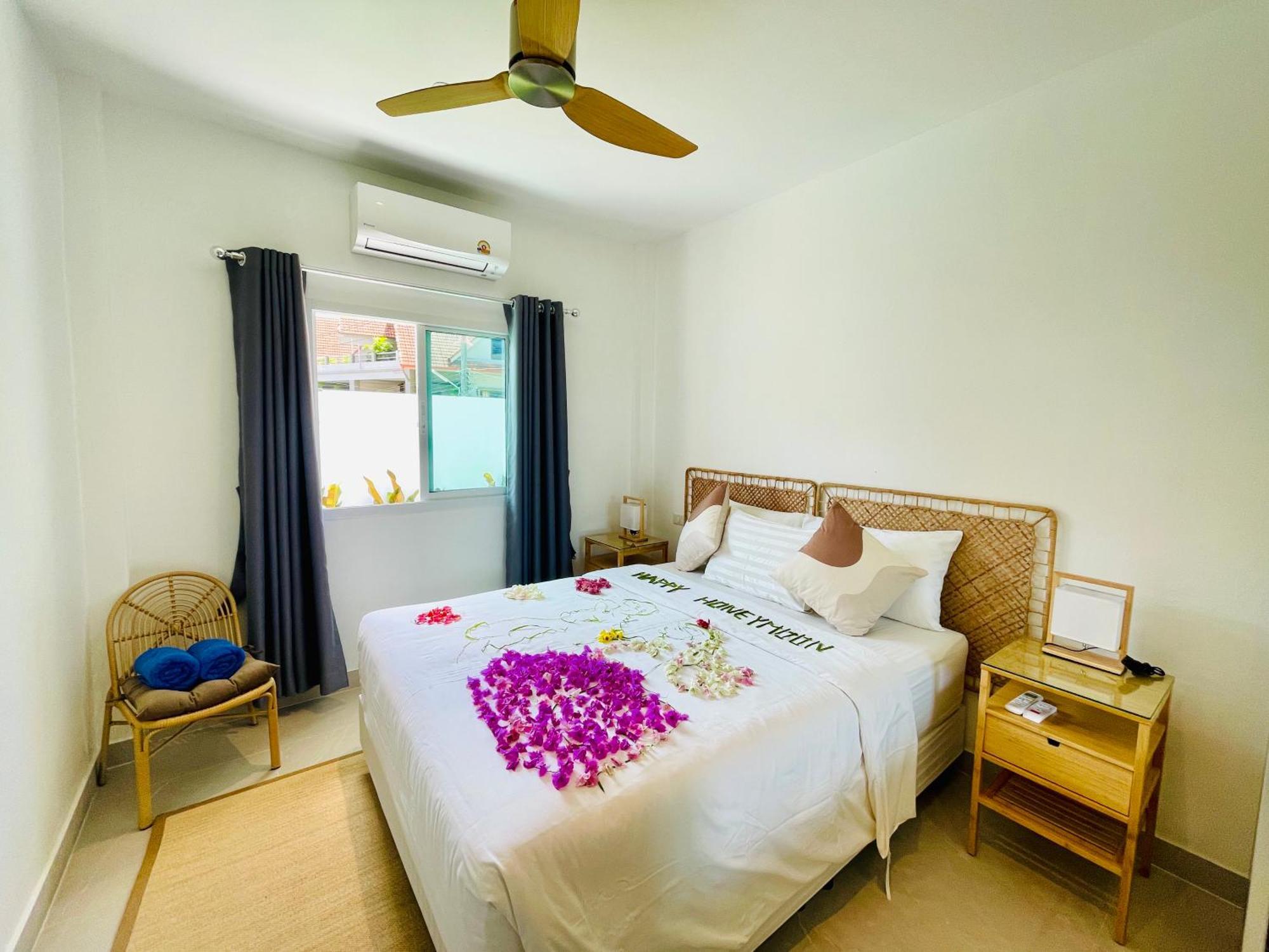 Baan Saint-Tropez Seaview Villas Kata Beach Eksteriør billede
