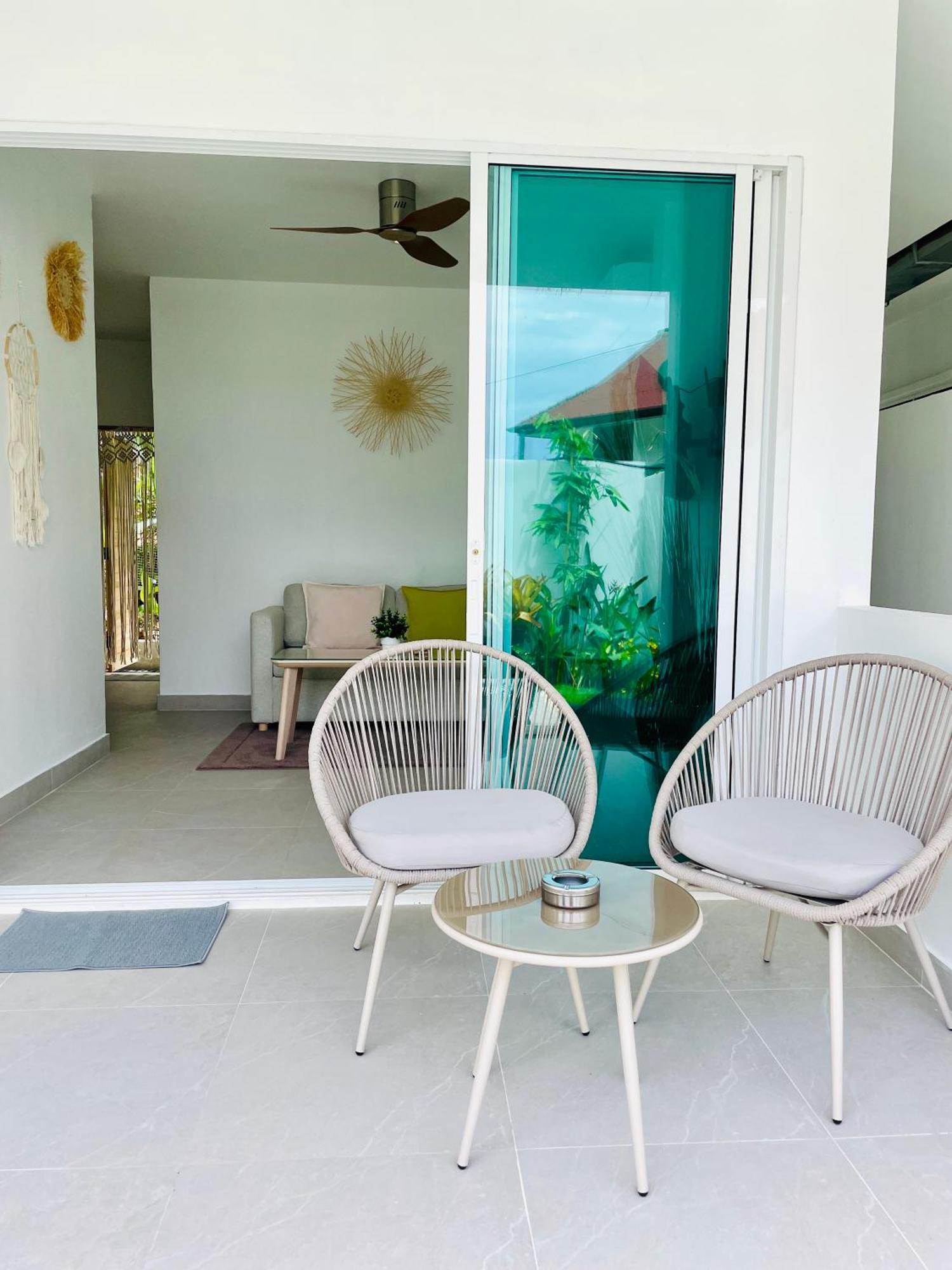 Baan Saint-Tropez Seaview Villas Kata Beach Eksteriør billede