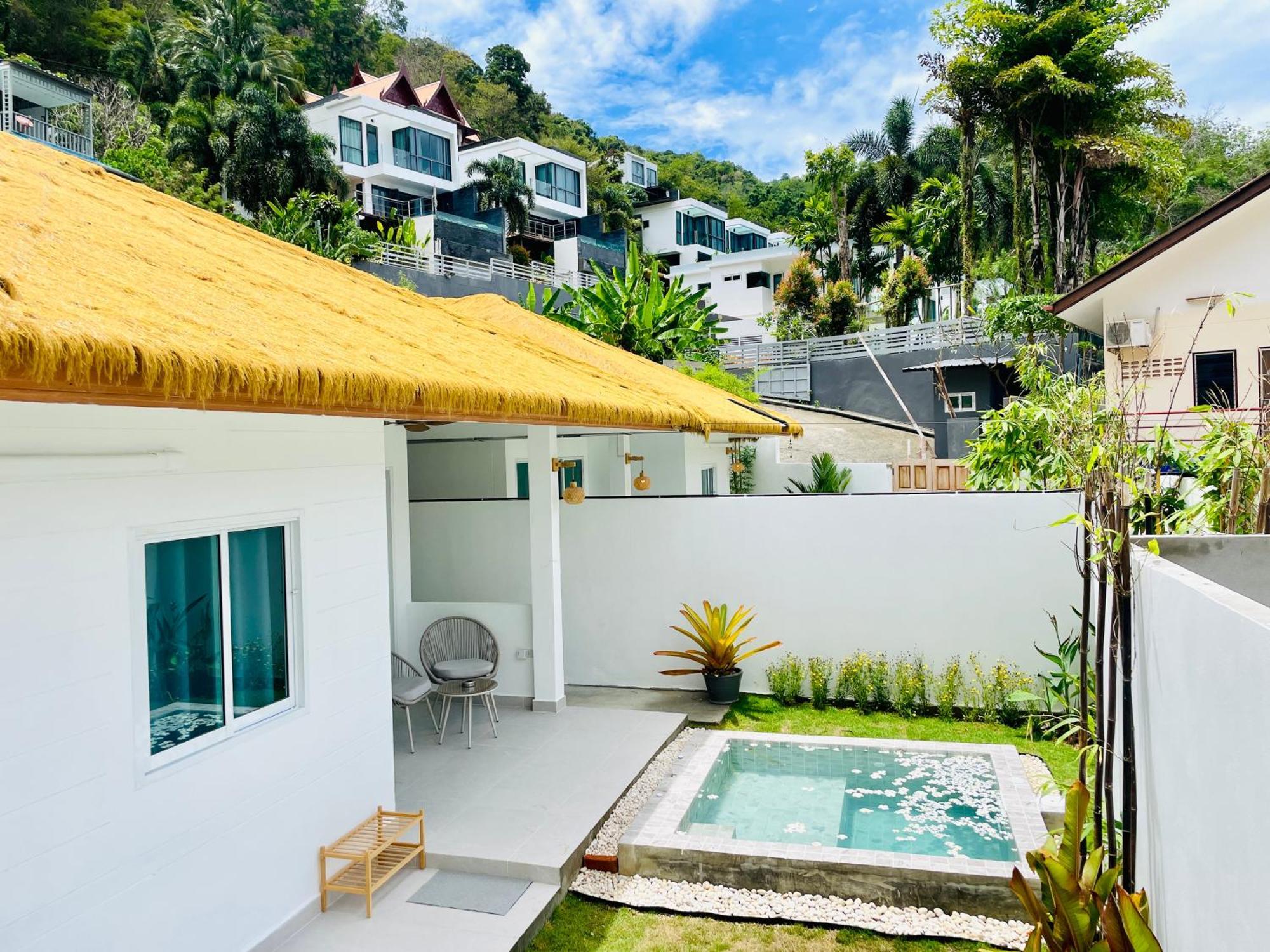 Baan Saint-Tropez Seaview Villas Kata Beach Eksteriør billede